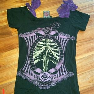 Brand new too fast brand tshirt